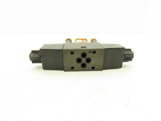 Parker D1VW4CNYCF5672XB042 Hydraulic Directional Valve 5000PSI 110/120V 50/60Hz