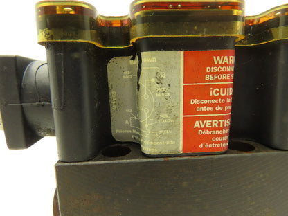 Parker D1VW1KNYCF563075XB Hydraulic Directional Valve 5000PSI 110/120V 50/60Hz