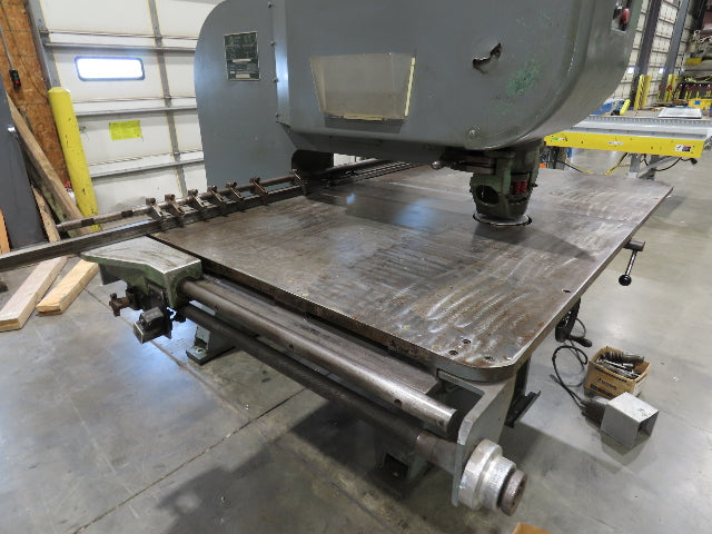 Strippit Fabricator Super 30 Single Punch Press 30 Ton 230/460V Foot Switch