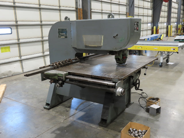 Strippit Fabricator Super 30 Single Punch Press 30 Ton 230/460V Foot Switch