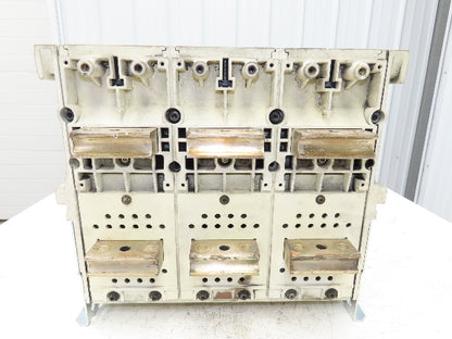 Siemens WLL2F330 Air Circuit Breaker 600VAC 3000A Switchgear 	ETU745 Cubicle Bus