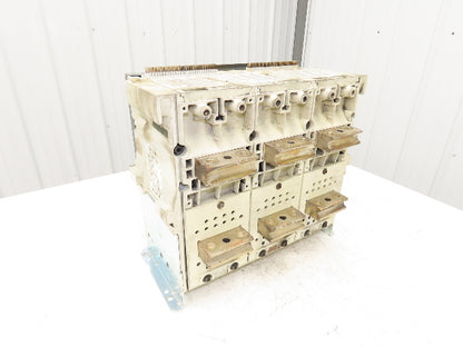 Siemens WLL2F330 Air Circuit Breaker 600VAC 3000A Switchgear 	ETU745 Cubicle Bus