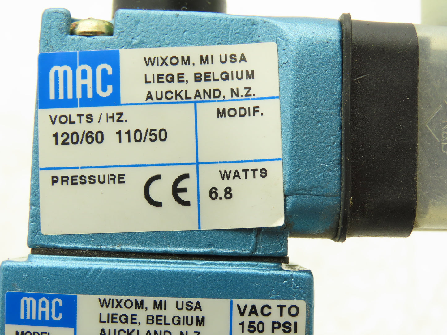 MAC 712C-12-PI-111JJ Pneumatic Solenoid Valve 120V 1/4"npt 4/2-way