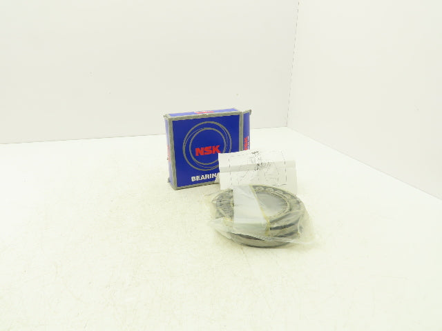 NSK 22216EAE4C3 Spherical Roller Bearing 80mm-ID x 140mm-OD x 33mm-Width