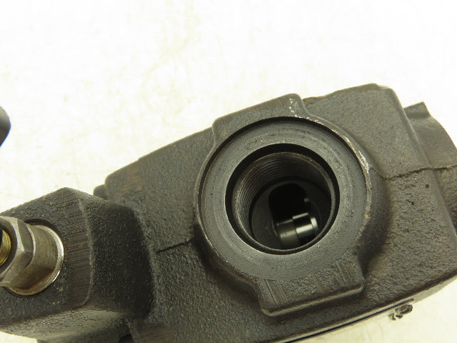 Vickers CS06B50 Hydraulic Relief Valve 125-1000 PSI Adjustable Eaton