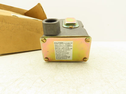 Barksdale D2T-A3SS-Q24 Pressure or Vacuum Actuated Switch 0.3-3 psi Range