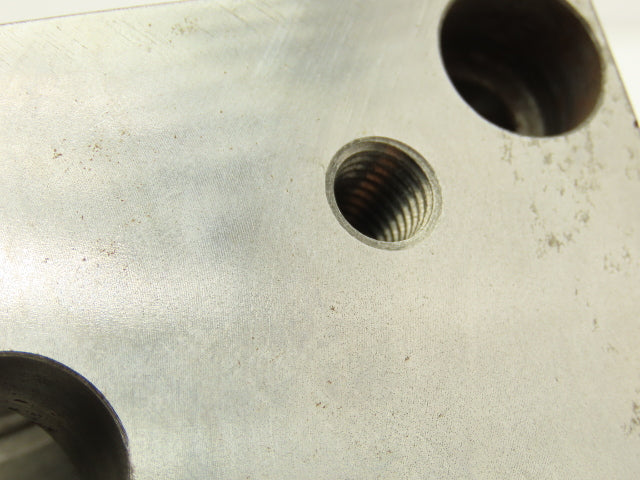 ND13284 Hydraulic Subplate D07 to SAE Size 20 P A B & T Ports