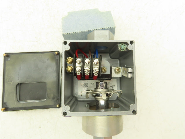Custom Control Sensors 604P21 Hydraulic Pressure Switch 7500 PSIG 125-480 VAC