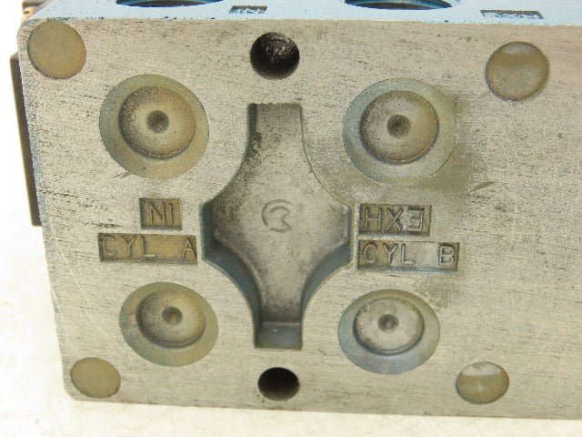 Mac 6311D-000-PM-111DA Pneumatic Solenoid Piloted Valve 4/2 Way 120VAC 150 PSI