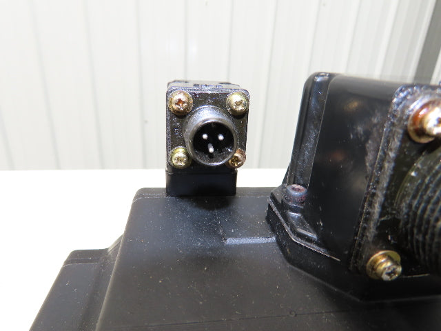 Okuma BL-MC150J-20SB AC Servo Motor 3kW 2000 RPM 133V 3PH Encoder ER-JF-7200D