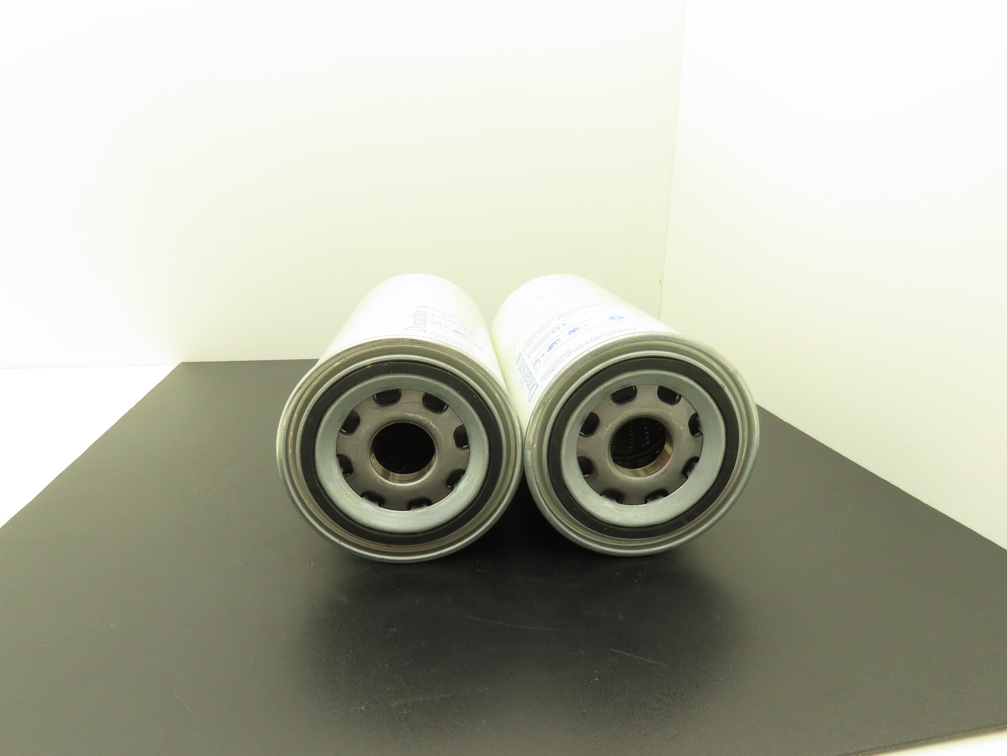 Donaldson P550341 Lube Oil Filter Spin-on Full Flow 4.37" Gasket Lot of 2