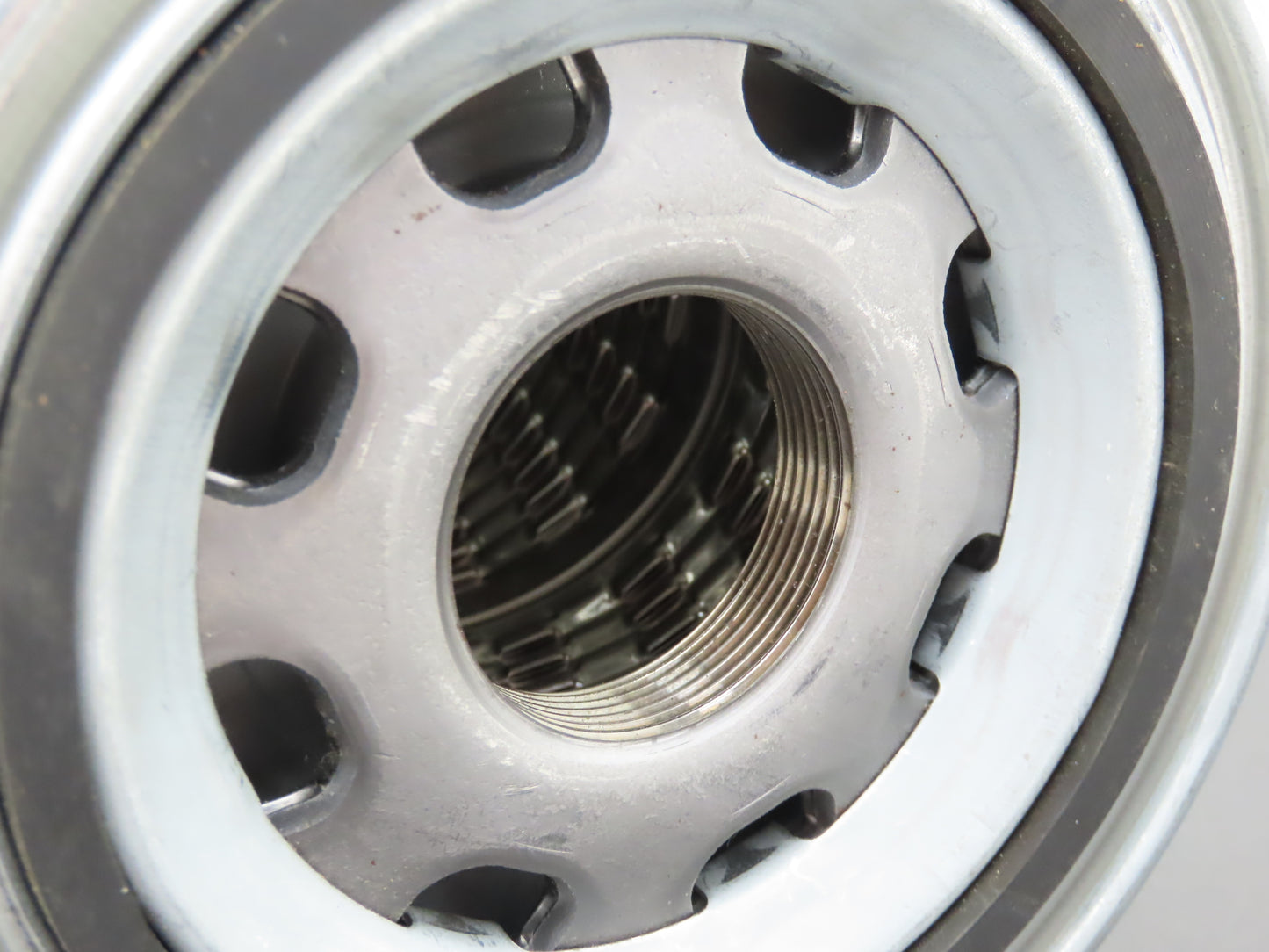 Donaldson P550341 Lube Oil Filter Spin-on Full Flow 4.37" Gasket Lot of 2