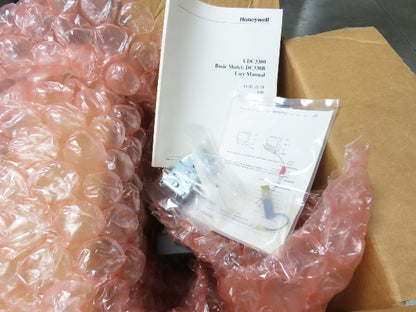 Honeywell DC330B-EE-000-22-000000-00-0 UDC3300 Digital Temperature Controller