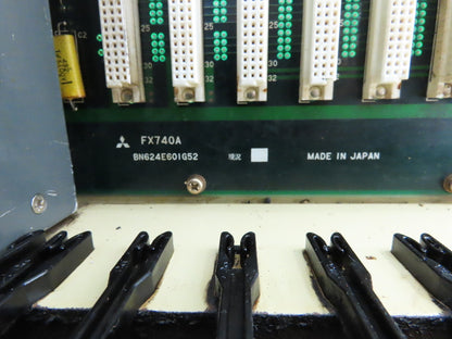 Mitsubishi MELDAS-YQ8C Control Unit Type UF740B CNC 11-Slot Card Rack