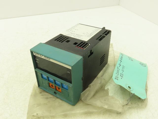 Honeywell DC2005-0-0000-00FM-EI-0111 UDC2000 Digital Temperature Controller