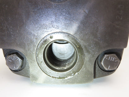 Oilgear PVWH04-LSAS-CNSN Double Hydraulic Piston Pump PVWH04-LDAS-CNSN