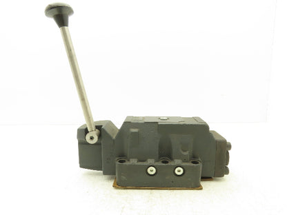 Vickers DG17S-8-6N-10 Manual Lever Directional Valve 3-Position Maintained