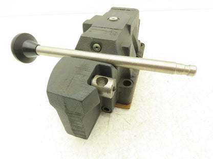 Vickers DG17S-8-6N-10 Manual Lever Directional Valve 3-Position Maintained