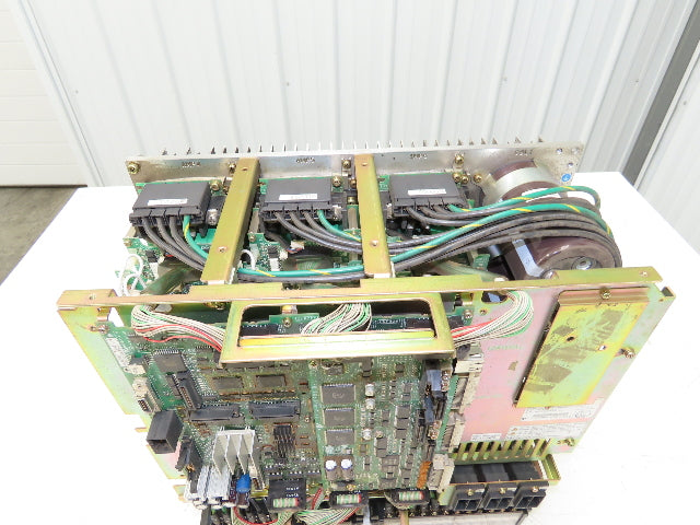 Yaskawa CACR-UP130AAB Servo Drive Unit