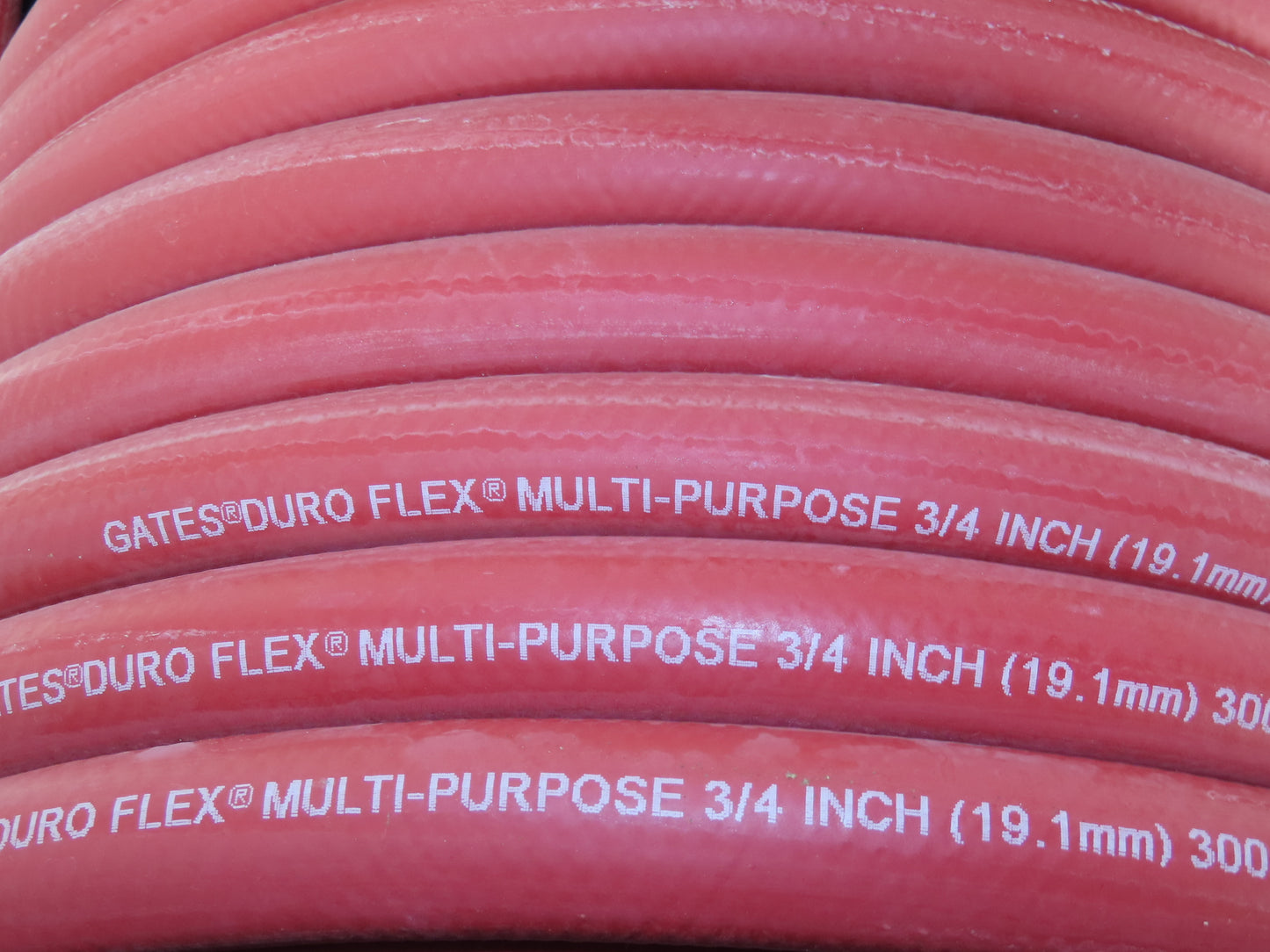 Gates 3200-0013 Duro Flex 3/4" Multi-Purpose Rubber Hose 300psi Red 175' Spool
