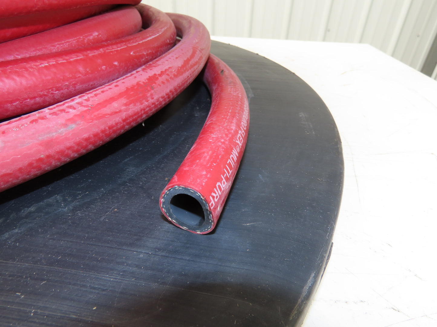Gates 3200-0013 Duro Flex 3/4" Multi-Purpose Rubber Hose 300psi Red 175' Spool