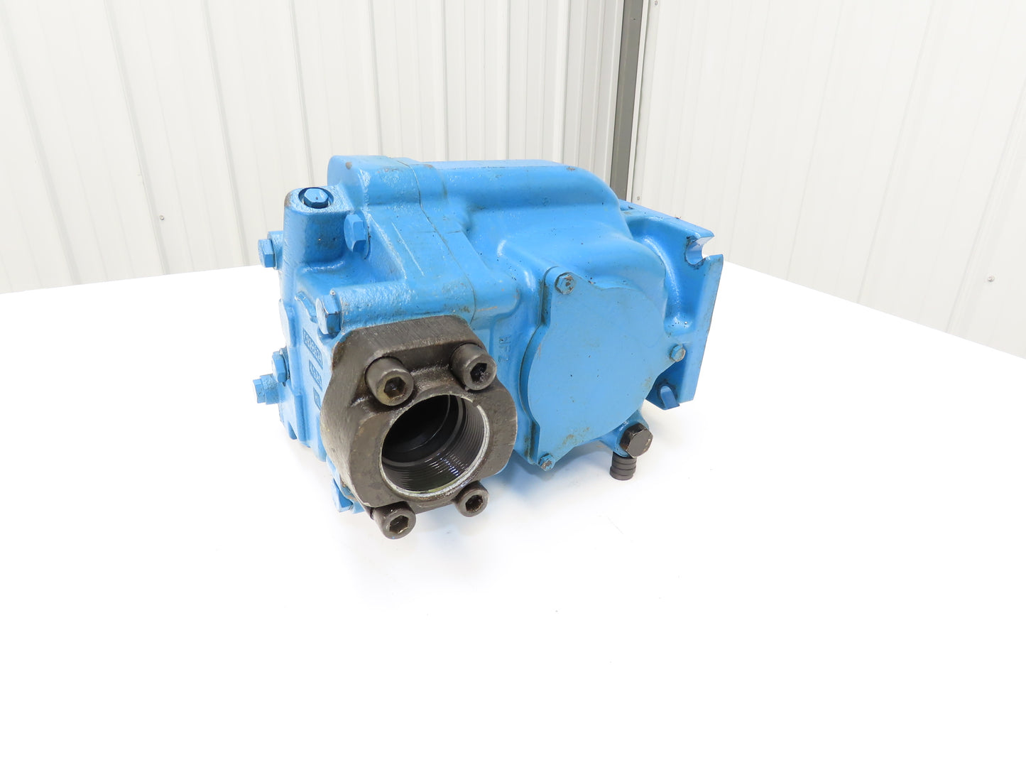 Vickers PVH74QIC RF 1S 10 CM 731 NA Hydraulic Piston Pump 35GPM 3625PSI Quiet