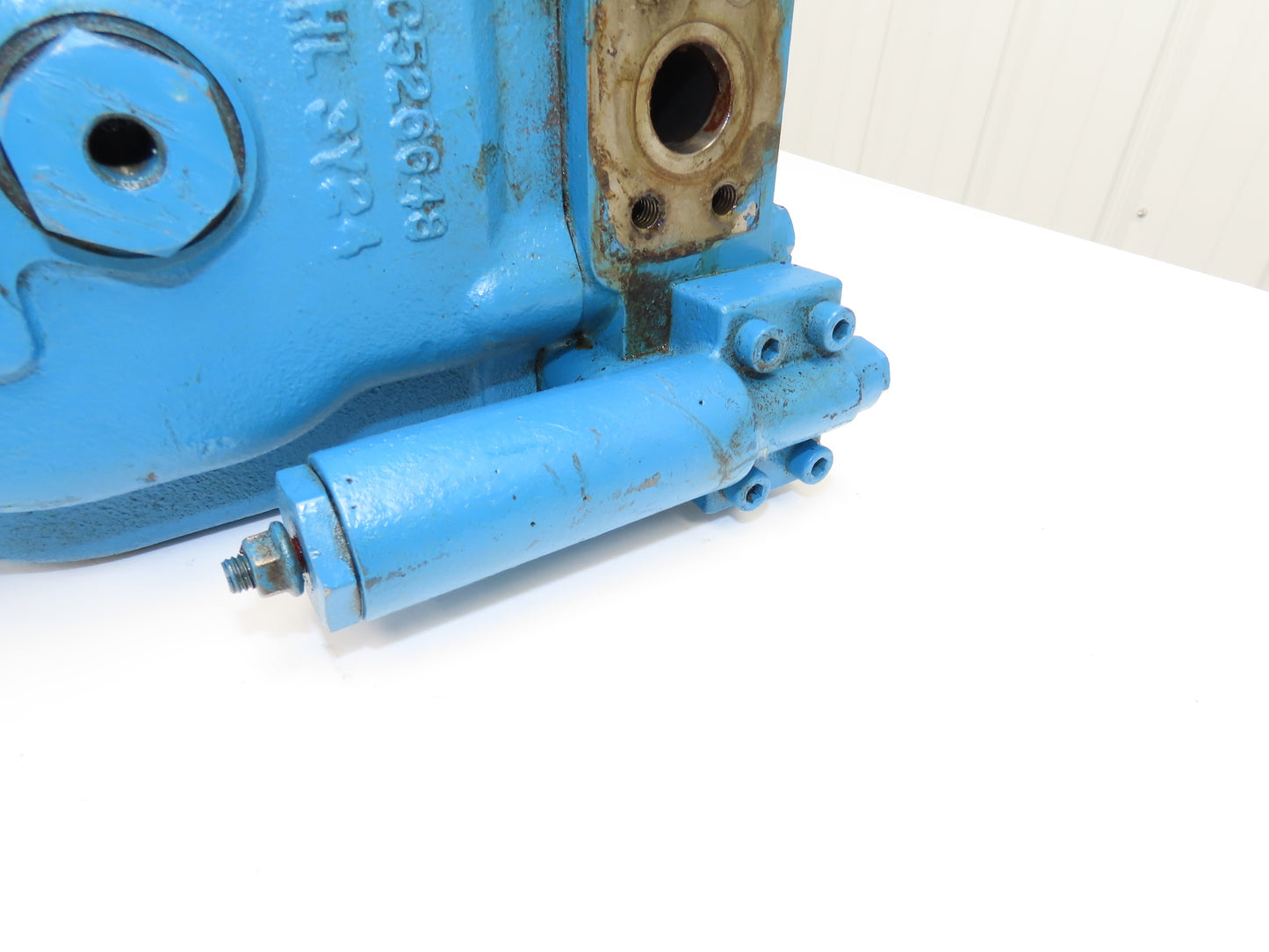 Vickers PVH74QIC RF 1S 10 CM 731 Hydraulic Piston Pump 35GPM 3625PSI Quiet