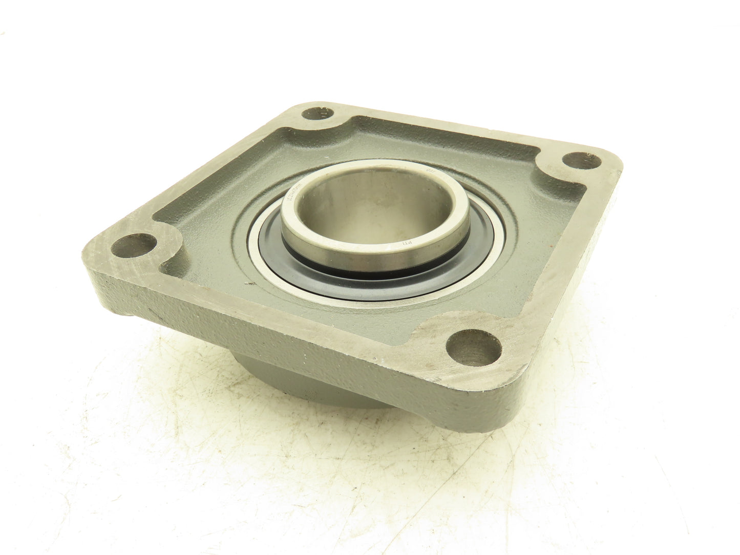 PTI F214 UCF214-44  Cast Iron 4-Bolt Flange Bearing 2-3/4" Bore 2 Set Screws