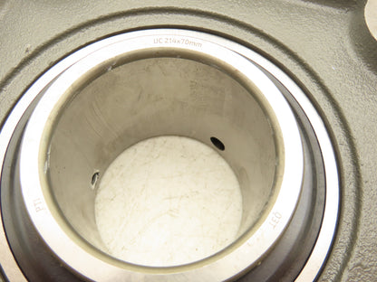 PTI F214 UCF214-44  Cast Iron 4-Bolt Flange Bearing 2-3/4" Bore 2 Set Screws