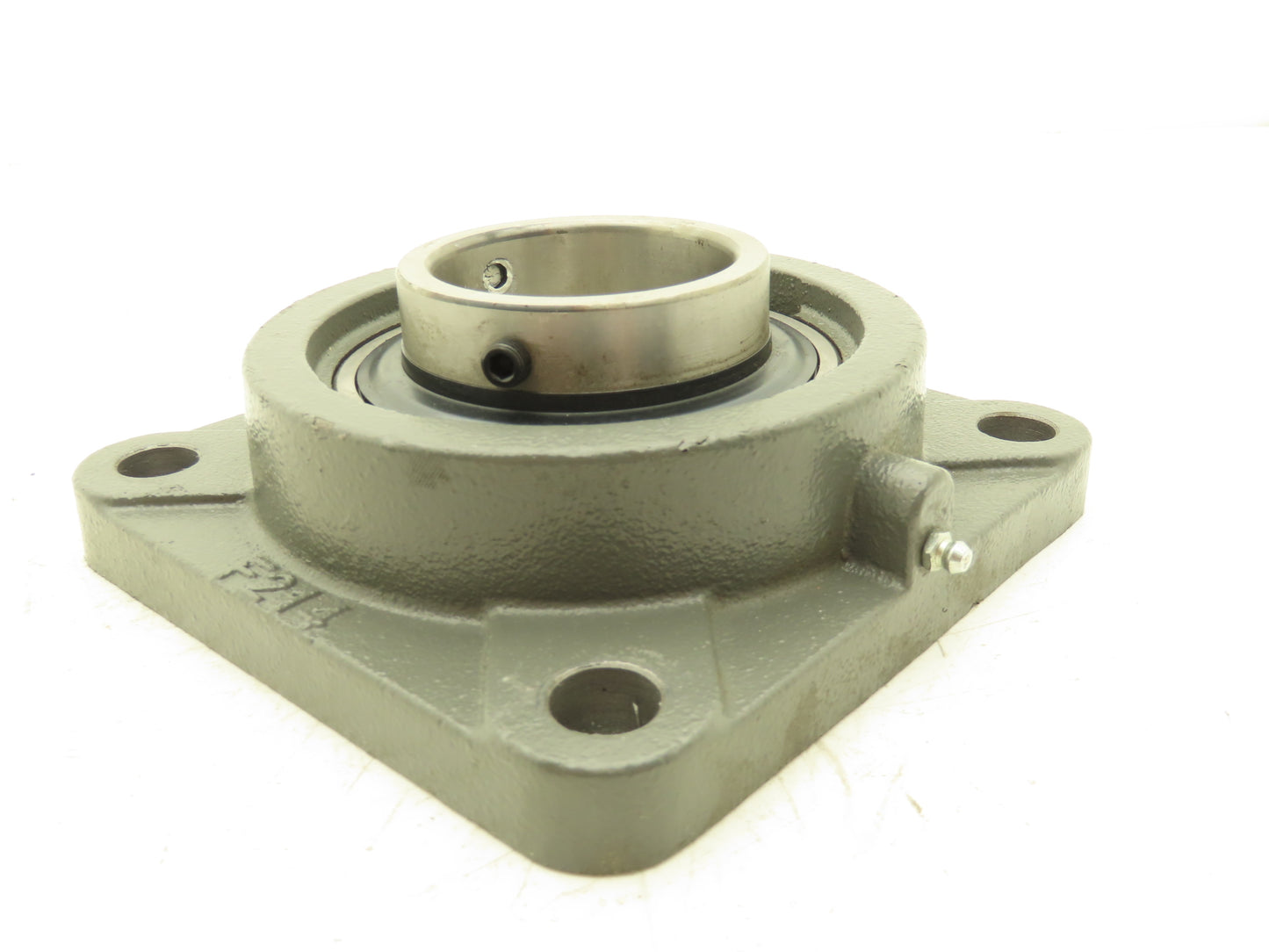 PTI F214 UCF214-44  Cast Iron 4-Bolt Flange Bearing 2-3/4" Bore 2 Set Screws