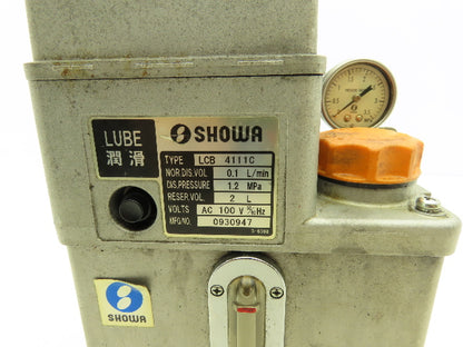 Showa LCB-4111C Lubricator Pump 0.1 L/min  1.2 Mpa 100VAC 2L Tank
