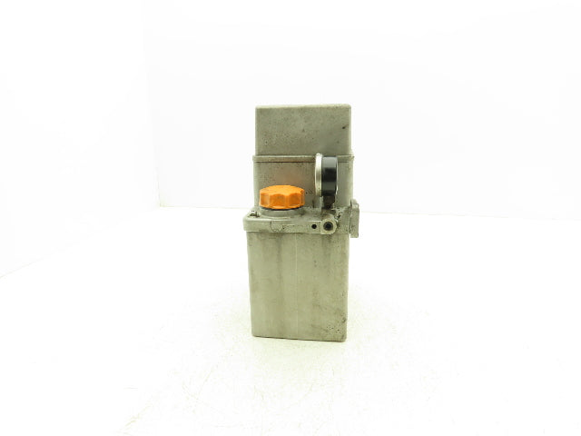 Showa LCB-4111C Lubricator Pump 0.1 L/min  1.2 Mpa 100VAC 2L Tank