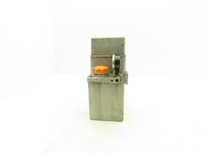 Showa LCB-4111C Lubricator Pump 0.1 L/min  1.2 Mpa 100VAC 2L Tank