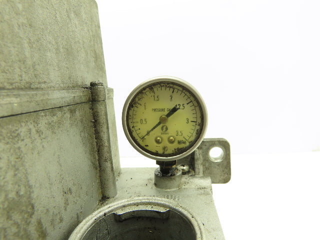 Showa LCB-4111C Lubricator Pump 0.1 L/min  1.2 Mpa 100VAC 2L Tank