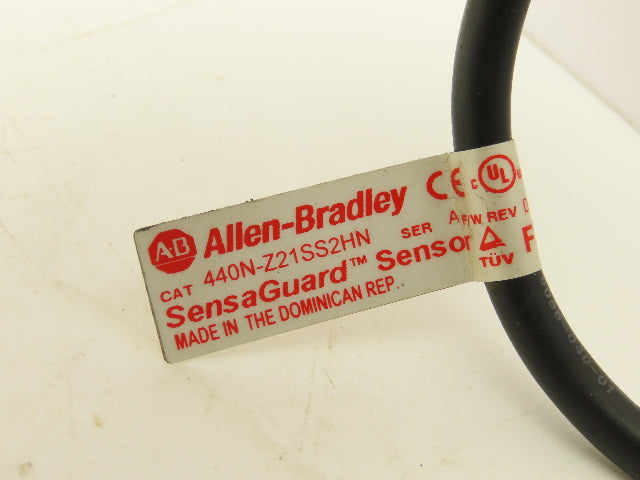Allen Bradley 440N-Z21SS2HN SensaGuard Safety Switch & Actuator Set 440N-ZPRECM