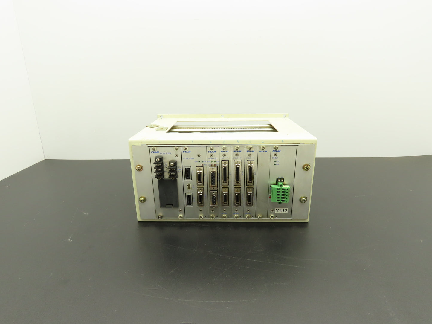 Fuji Electric FCS4 PWR 2SRV CPU 2416N 2416P DNET PLC Assembly Rack 8 Card Slots