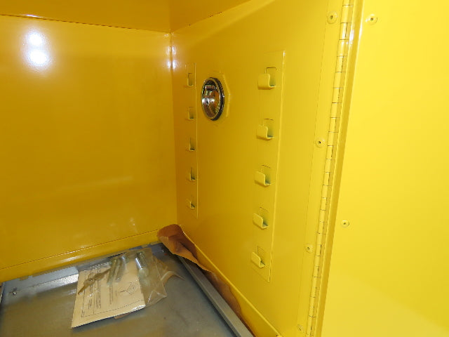 Justrite 25040 Flammable Cabinet 4 Gallon Capacity Yellow Manual Close