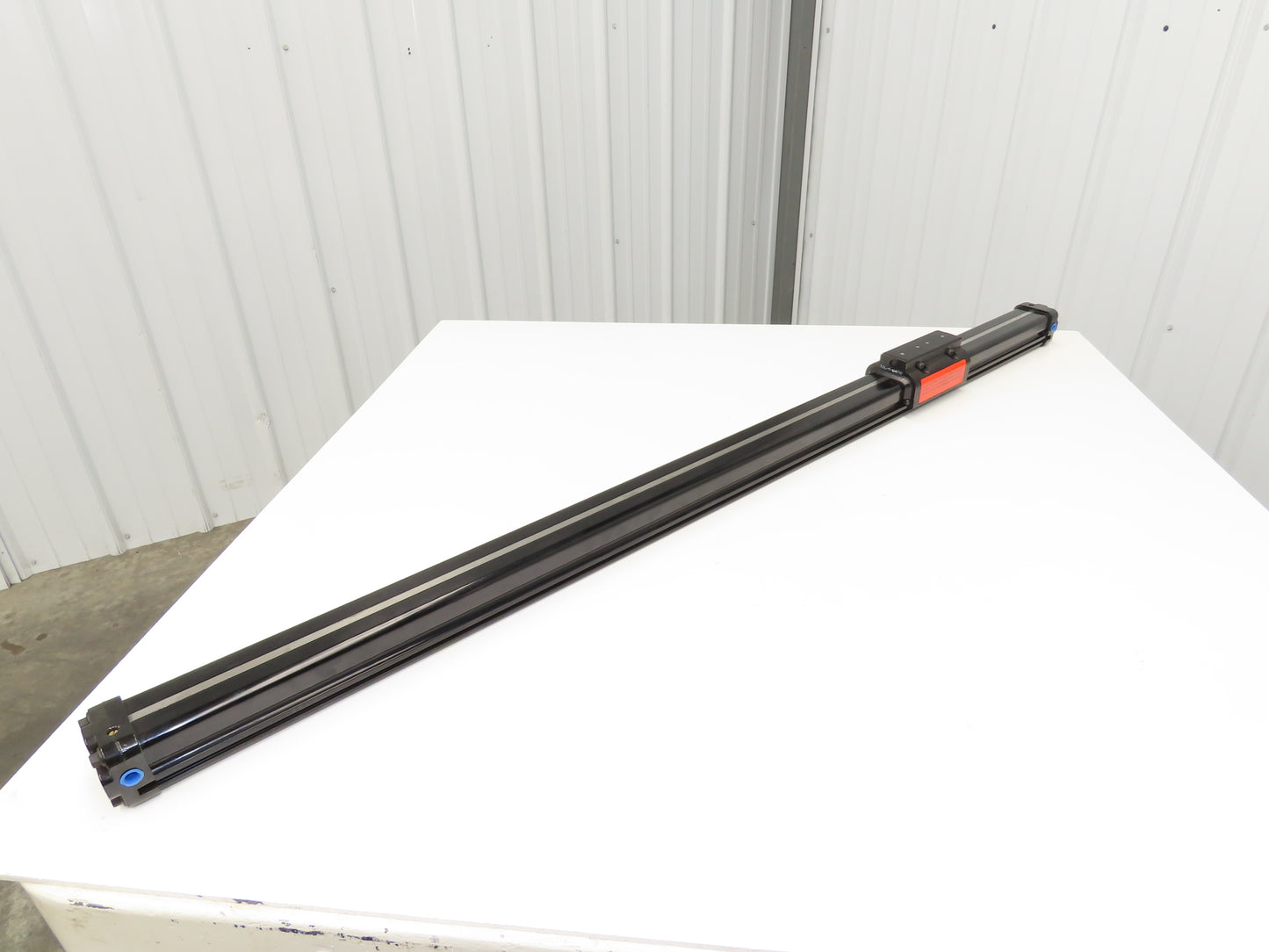 Tolomatic BC215 SK48 Pneumatic Band Linear Cylinder 48" Stroke Rodless