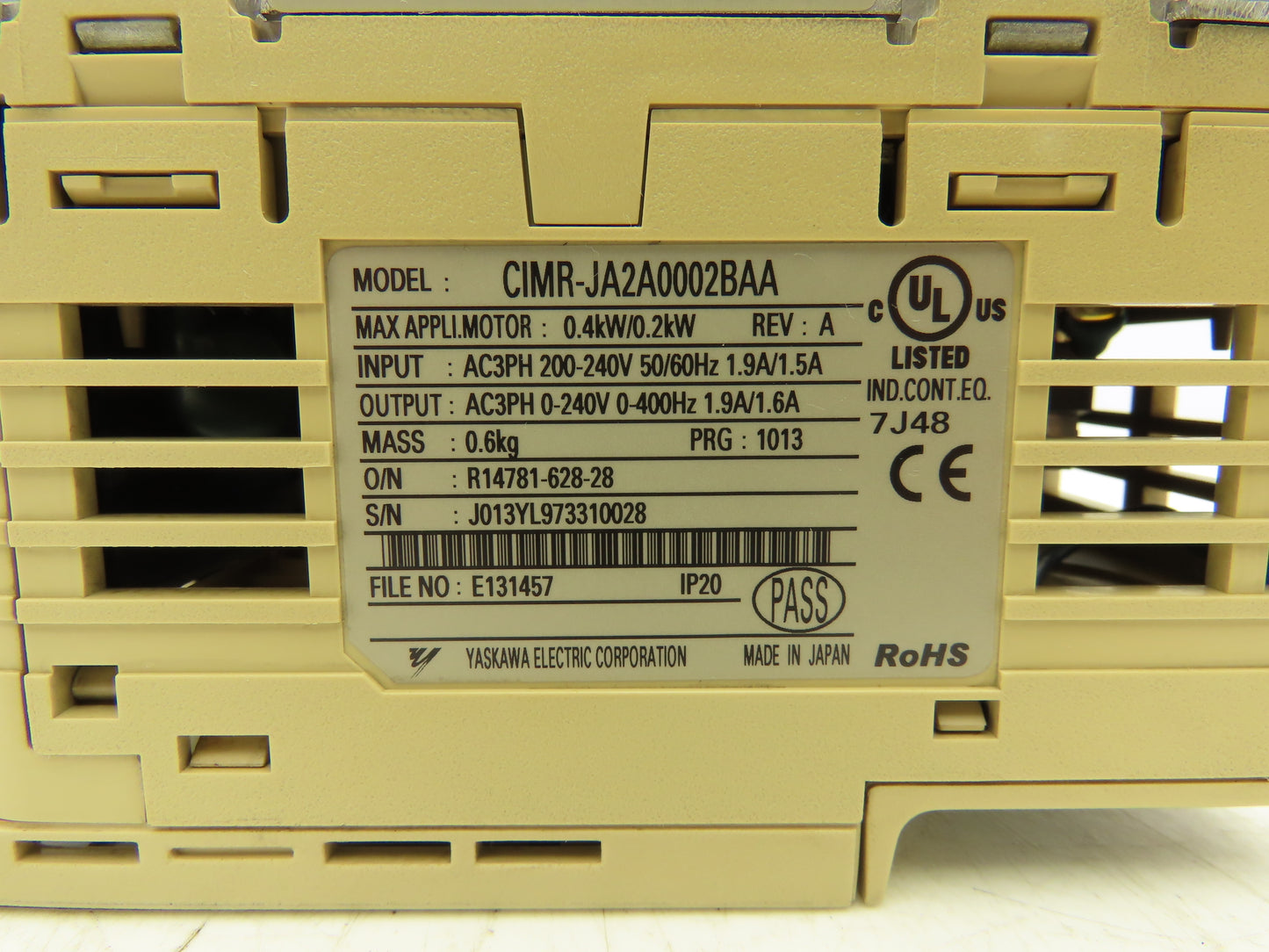 Yaskawa Compact Variable Frequency Drive 240V 3Ph In 0-240V 0-400Hz 0.4kW Out