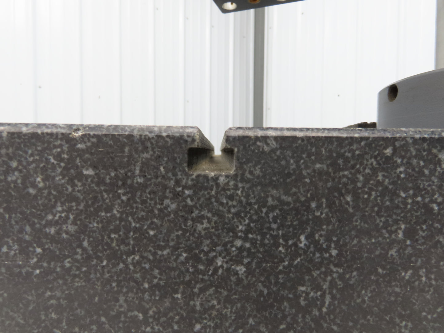 Mitutoyo Precision Granite Inspection Plate 18 x 24" Base 300mm Stand Mount