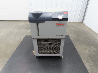 Thermo Scientific 2500 Neslab Thermoflex Recirculating Chiller 208-230V Fisher