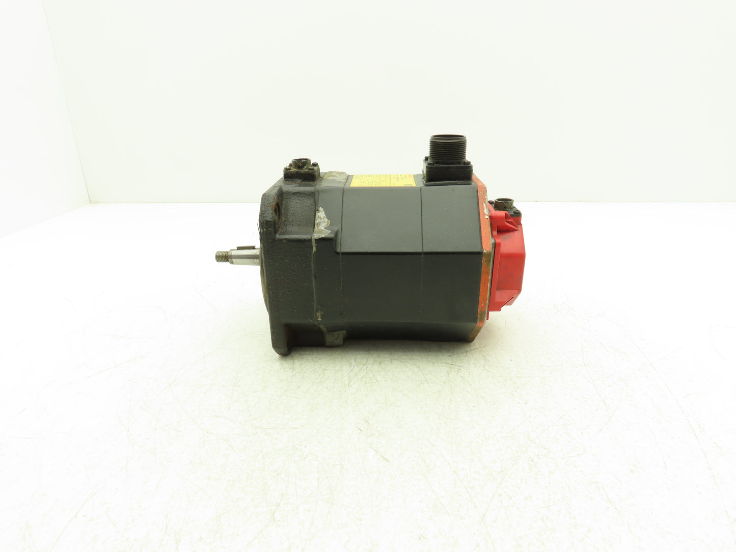 Fanuc A06B-0075-B303 AC Servo Motor 1.2kw 153V 2000rpm