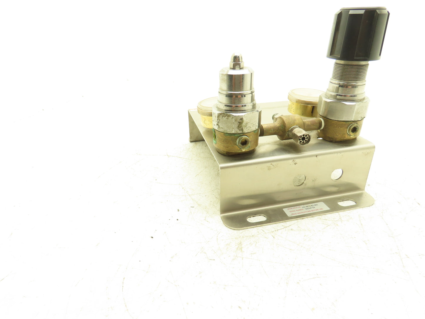 Concoa 6204612-82-580 Gas Regulator Set W/Gauges 0-4000 PSI