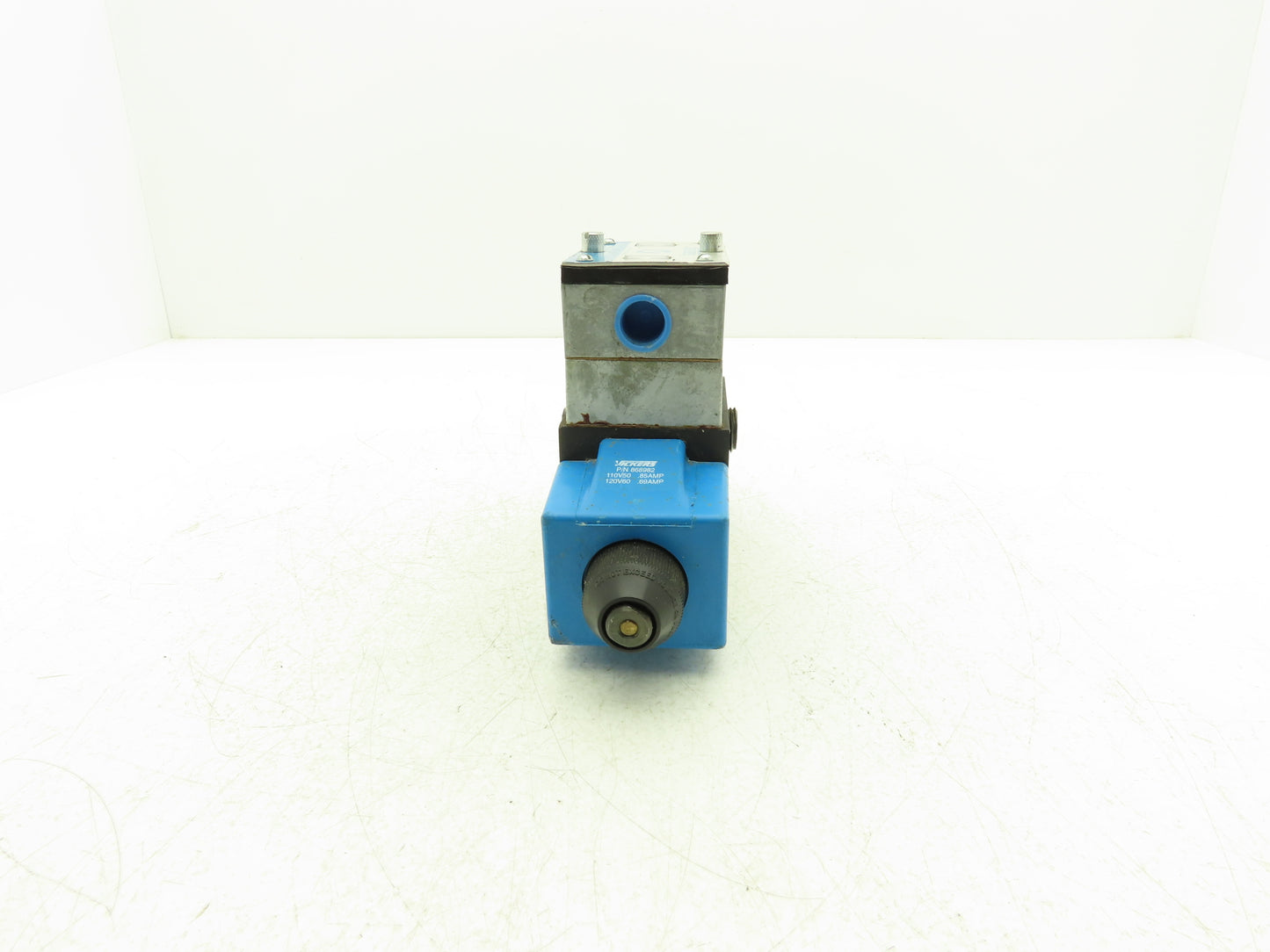 Vickers F3-PBDG4S4L-0133C-B-60 Hydraulic Directional Pilot Valve 120VAC