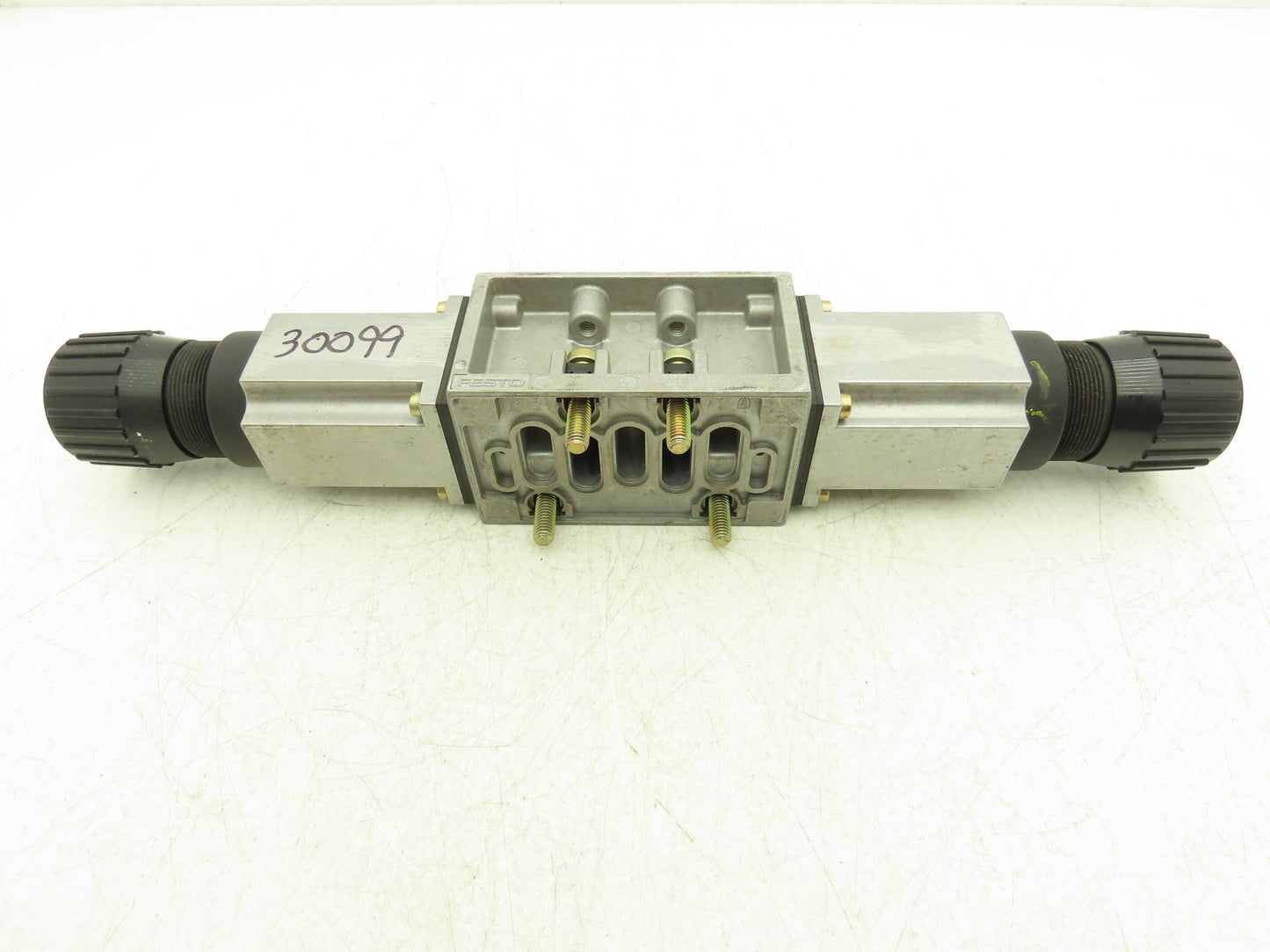 Festo LR-ZP-A/B-D-3 Intermediate Pressure Regulator Plate 0-12 Bar 0-174 PSI