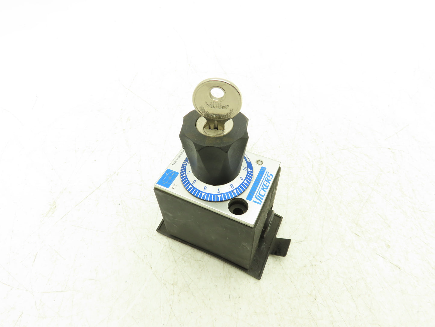 Vickers FG-3-32-K-10 Hydraulic Key Flow Control No Check Valve 3.2 lpm Size 03
