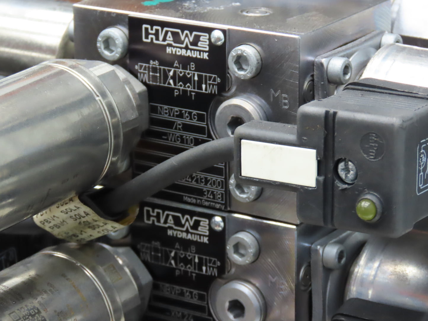 Hawe KA281S14KDTP/H Hydraulic Power Unit Pack 325bar 1.1kw 3.9L Tank 200V 3Ph