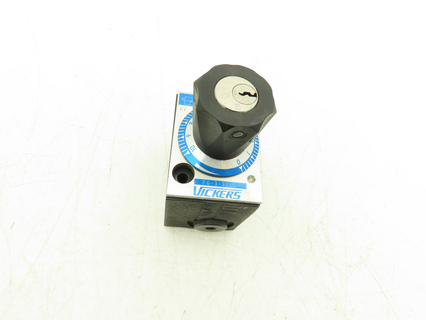 Vickers FG-3-32-K-10 Hydraulic Key Flow Control No Check Valve 3.2 lpm Size 03
