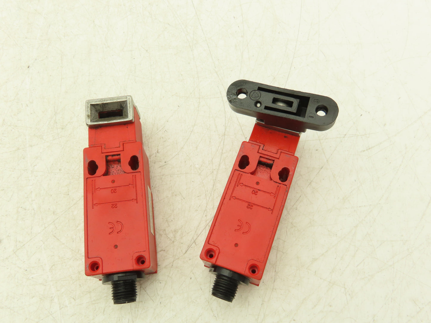 Allen Bradley 440K-C21088 Guardmaster Cadet 3 Safety Interlock Switch Lot of 2