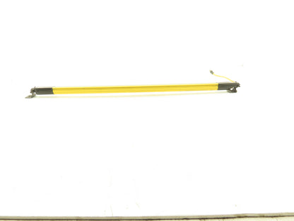 Banner SLPR14-690P8 EZ-SCREEN LP Safety Light Curtain Receiver 24VDC IP65